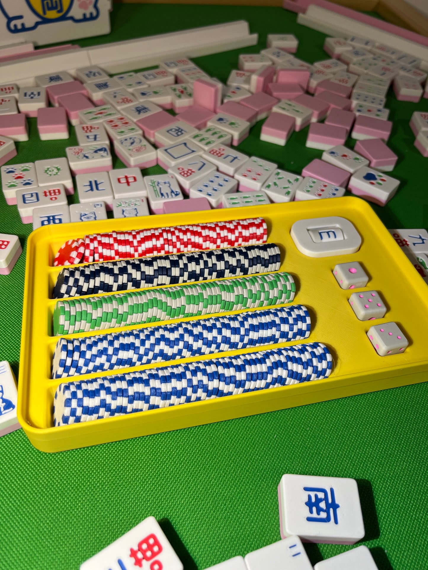 Lucky Cat Mahjong Set